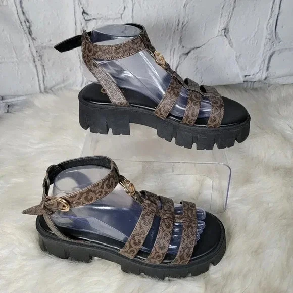 G by‎ GUESS Womens 8.5 Platform 90s 2000s Brown Lug Chunky Sandal Retro Preppy - Picture 2 of 12